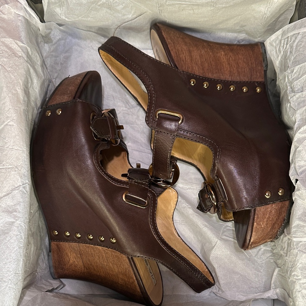 Via Spiga Chestnut Platform Sandals